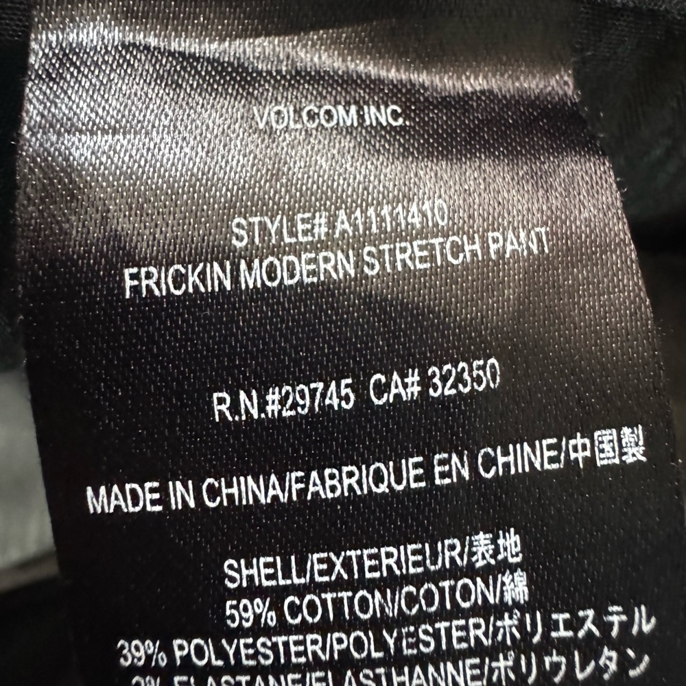 Men's Grey volcom pants. Size 31 - Picture 4 of 5